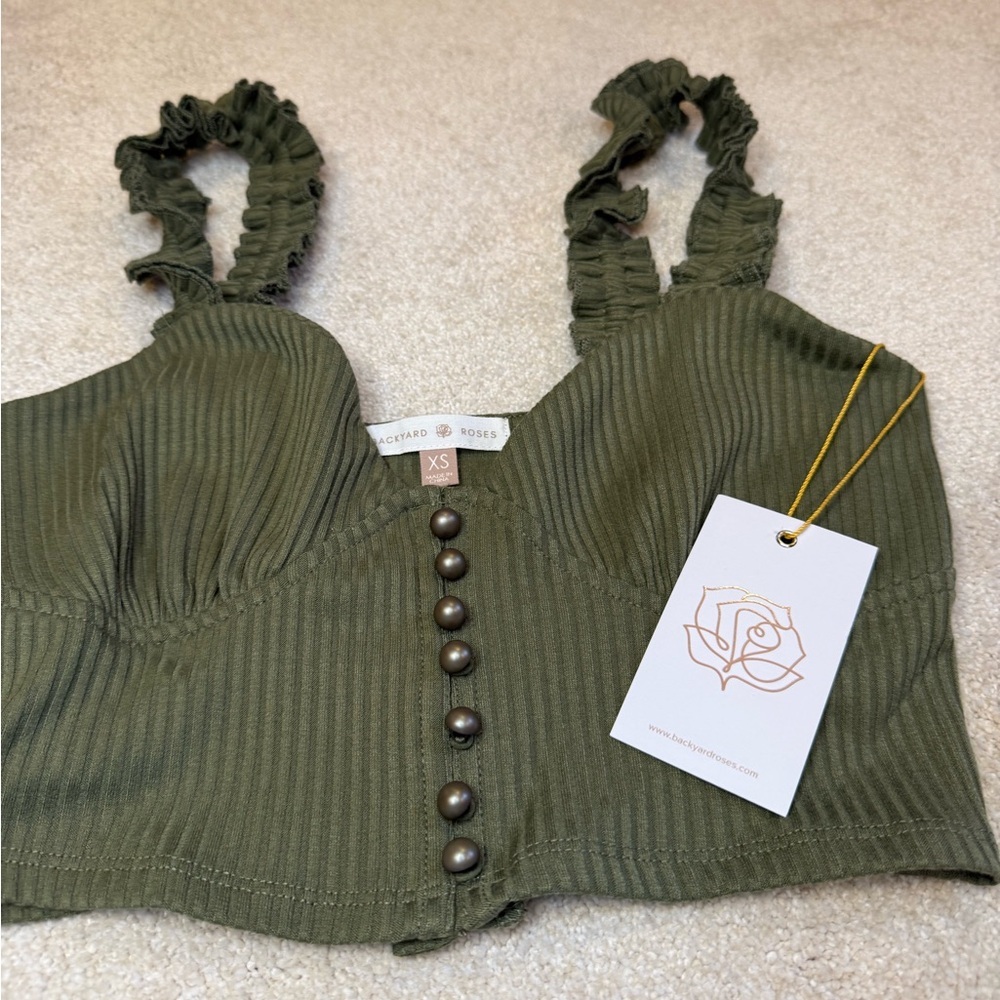 NWT Backyard Roses Green Ribbed Crop Top with Buttons and Ruffle Straps Size XS - Picture 2 of 6